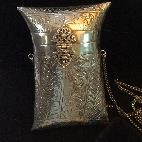 Vintage Handbags - Breathtaking Vintage Metal Bag